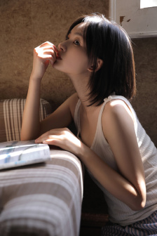 揉着大幂幂的奶头